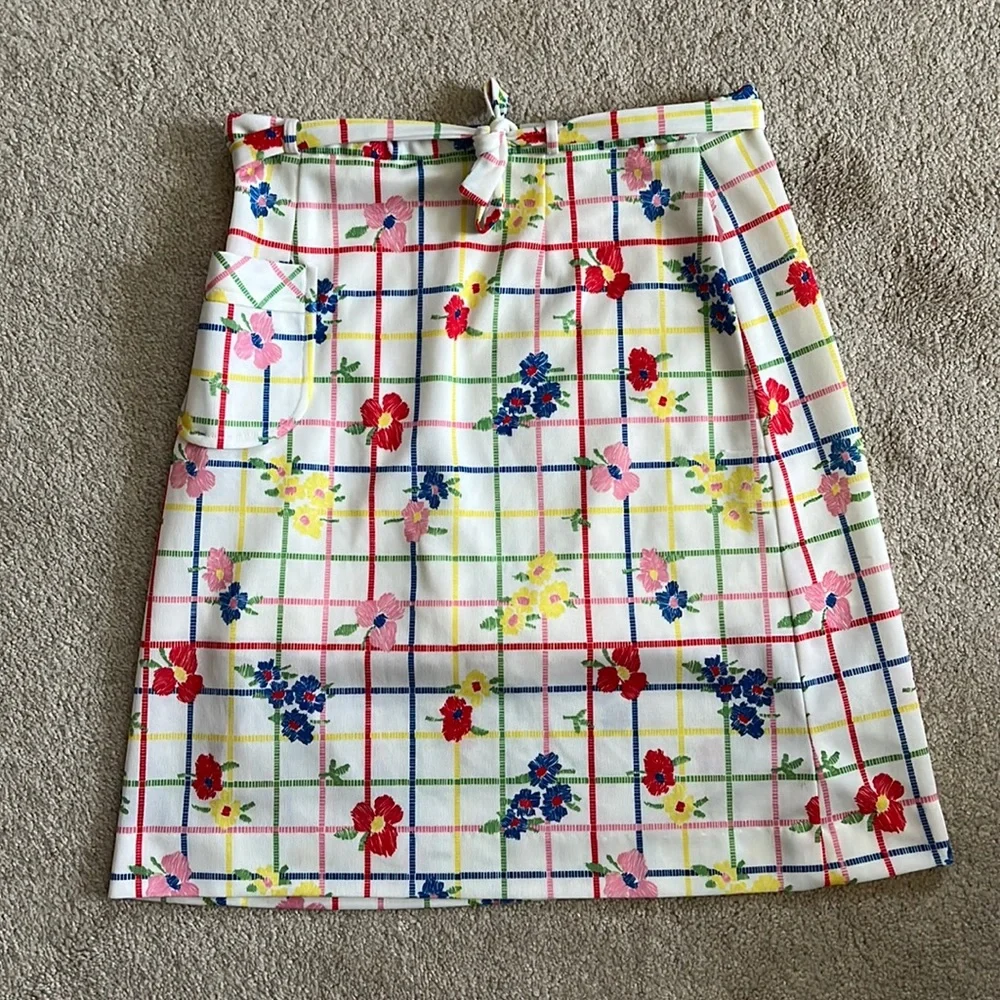 SOLD Vintage 80s David Smith floral patterned skirt, size 12 - Picture 1 of 7